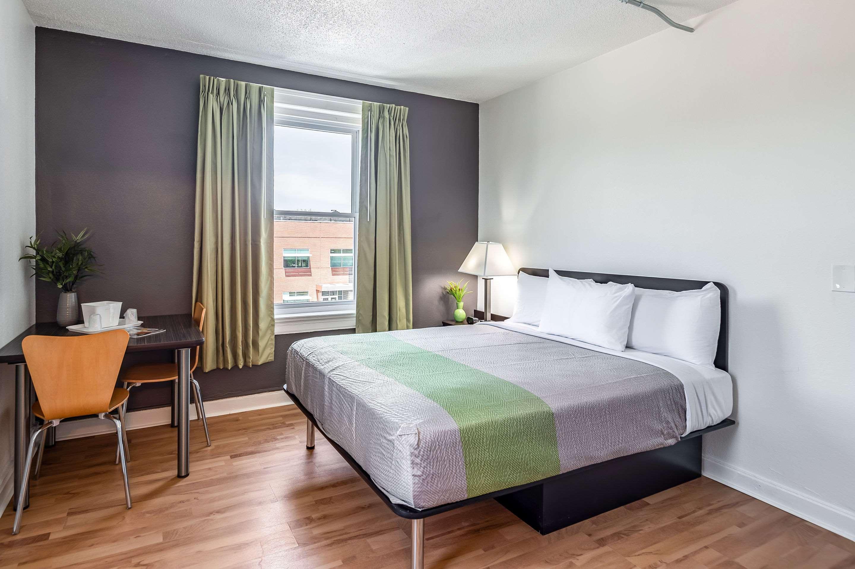 Quality Inn & Suites Kansas City Downtown Екстериор снимка